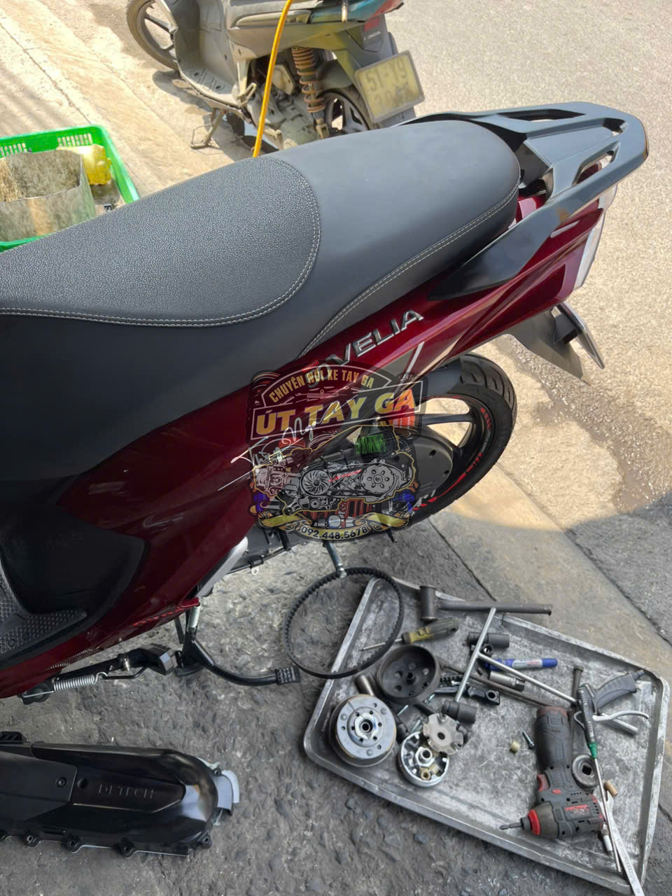 Xe 50cc bị ì khi chở hai người có nên làm nồi? | Út Tay Ga