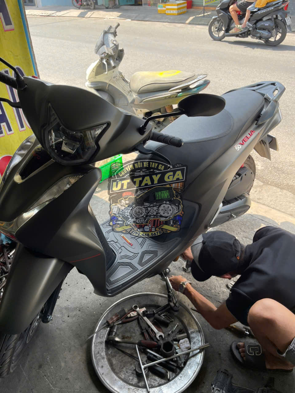 Xe tay ga 50cc bị giật khi lên ga có phải do bộ nồi không?
